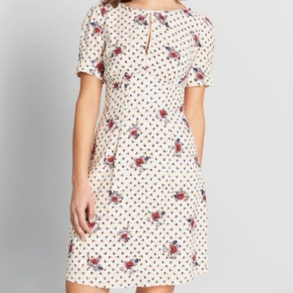 Modcloth The Keyhole Story Cream Floral A-Line Empire Style Mini Dress